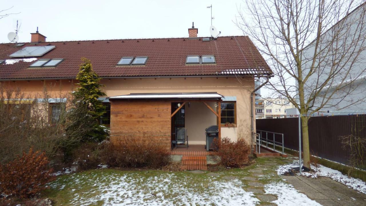 Appartement Dum V Mnichove Hradisti Se Zahradou à Mnichovo Hradiště Extérieur photo